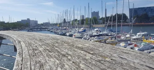 L'acceuil de l'hôtel de ville de Lorient rénové bientôt accessible.