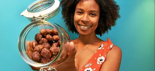 LES DENUDES...ANNE LE GOFF, CREATRICE DES ENERGY BALLS, VOUS...