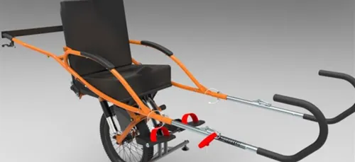 Malgré le handicap, en joélette, un lycéen gravit le Kilimandjaro.