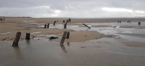 Des pieux de la seconde guerre mondiale refont surface à Erdeven (...