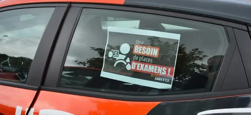Les auto-écoles en colère à Saint-Brieuc