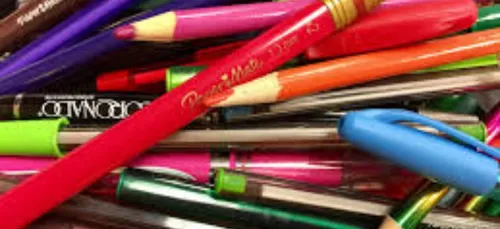 Le Secours populaire organise une collecte de fournitures scolaires