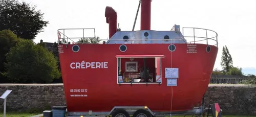 Hennebont. " Le bateau far " a été volée et brûlée.