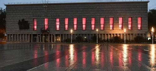La mairie de Lorient se pare de rose pour soutenir la prévention du...