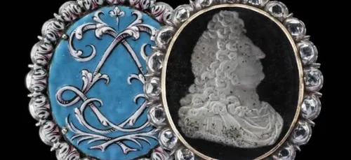 500 000 euros pour le médaillon de Louis XIV.