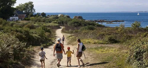 Plages et sentiers côtiers fermés la nuit dans le Morbihan.