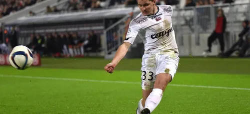 Foot - Ligue 2 : victoire Guingampaise