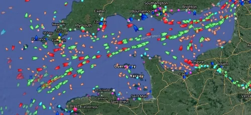 Les pêcheurs industriels, sont-ils en train de piller la Manche...