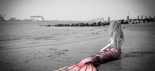 Suite des aventures de la Sirène Andrina