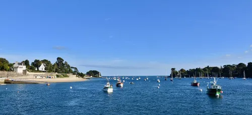 Début des travaux de la rue Menez-Frost à Bénodet.