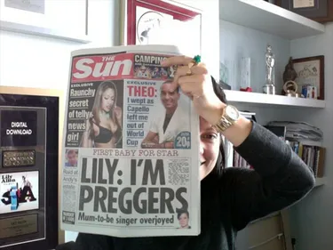 Vu sur le Net - Lily Allen enceinte !