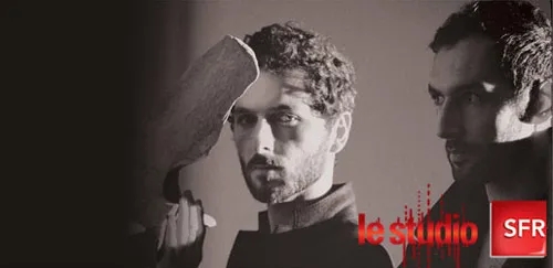 Aaron en concert privé OÜI FM au Studio SFR