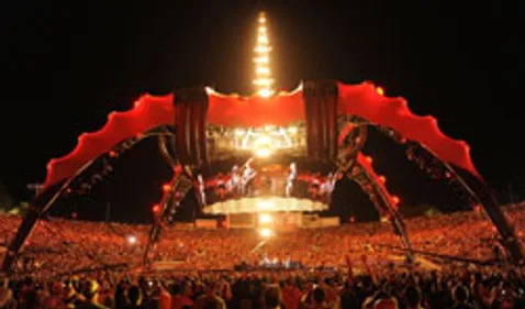 Money & Celebrity Bis