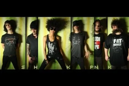 SHAKA PONK + GIZELLE SMITH + LAIL ARAD au Festival soirs d'été OÜI...