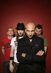 No One Is Innocent chauffeur de salle