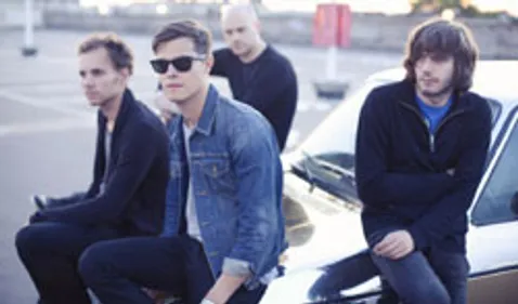 Concorde dans Au Secours, C'est Du Live !