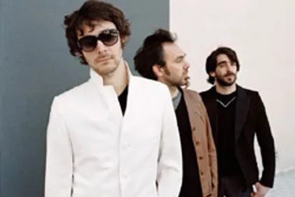 Pony Pony Run Run sort un nouveau single