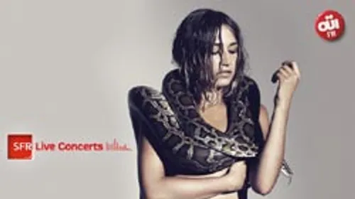 Izia en concert privé - la vidéo