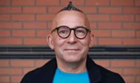 Gérard Collard se présente à l'Académie Française