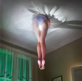 Two Door Cinema Club annonce Beacon, son nouvel album