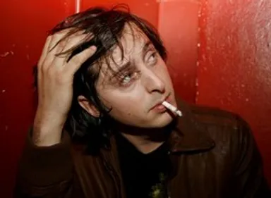 Carl Barât rejoint un nouveau groupe