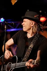 Elliot Murphy décoré