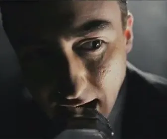 Eugene McGuinness à La Maroquinerie : le report de Claire