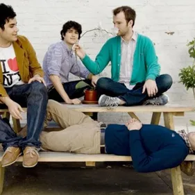 Vampire Weekend reprennent Blurred Lines