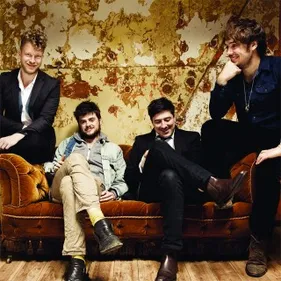 Mumford & Sons dans Au Secours, C'est Du Live ! La Complète