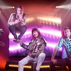 Naive New Beaters en tournée