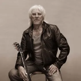 Hugues Aufray soutient Dylan