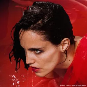 Anna Calvi signe la bande originale de la série Peaky Blinders