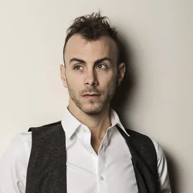 Asaf Avidan signe son retour avec le titre "The Study on Falling"