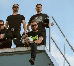 les Fatals Picards en concert à la Laiterie