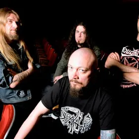Loudblast, Benighted et Fleshdoll au Divan du Monde