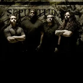 Sepultura entre en studio