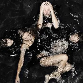 IS TROPICAL de retour