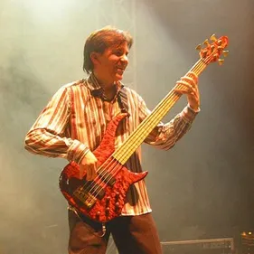 Disparition de Mike Porcaro, bassiste de Toto