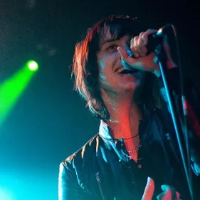 Julian Casablancas au boulot avec The Strokes et Savages