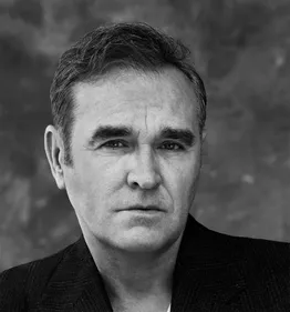 Malaise : Morrissey vend un tee-shirt jugé raciste