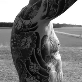 Tatouage : attention danger ?