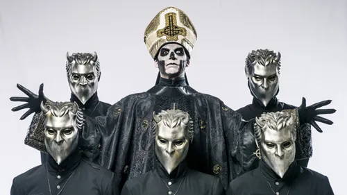 Ghost en direct dans Bring The Noise !