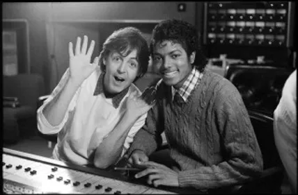 Paul McCartney va-t-il récupérer les droits de ses chansons des...