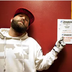 Le chanteur de Limp Bizkit banni d'Ukraine