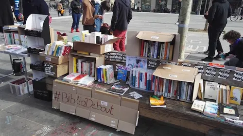À Paris, une bibliothèque est "Debout"