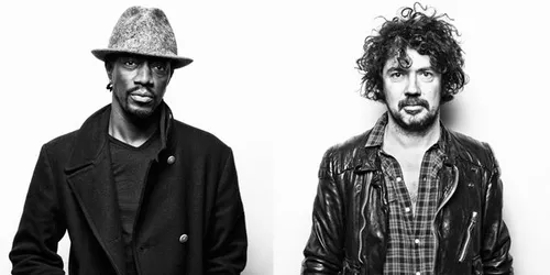 Marco Prince et Yarol Poupaud dans Démesurément Culte