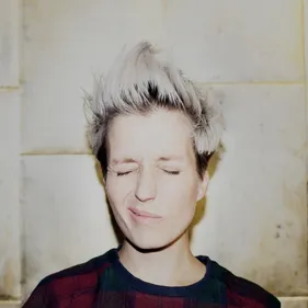 Jeanne Added vous propose d'être à ses côtés pour devenir jury d'un...