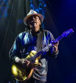 Santana invite un musicien de Metallica dans son prochain album