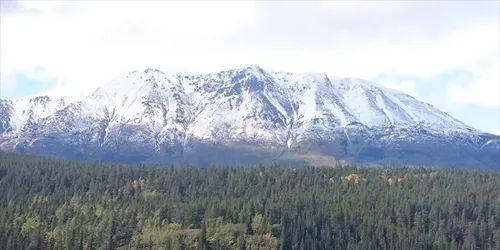 La découverte d'un ancien village bouleverse les origines de...