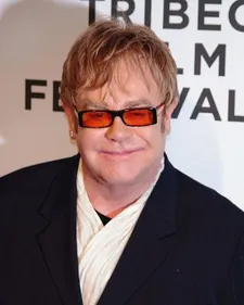 Elton John annule ses concerts pour des raisons de santé
